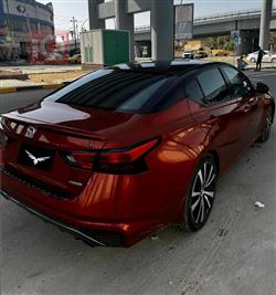 نيسان ألتيما